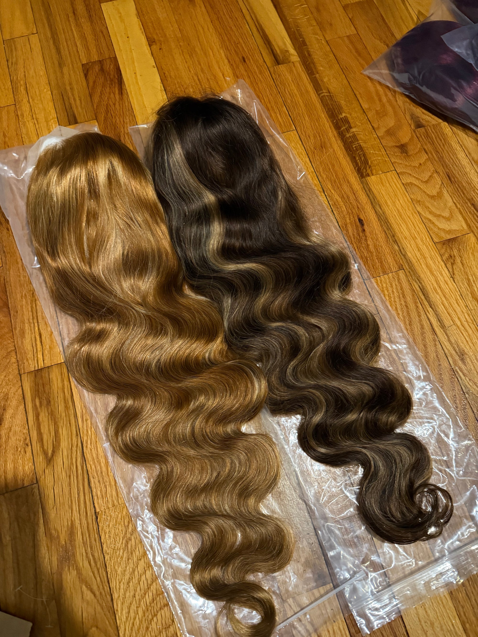 28” Highlight Body Wave Frontal Wig