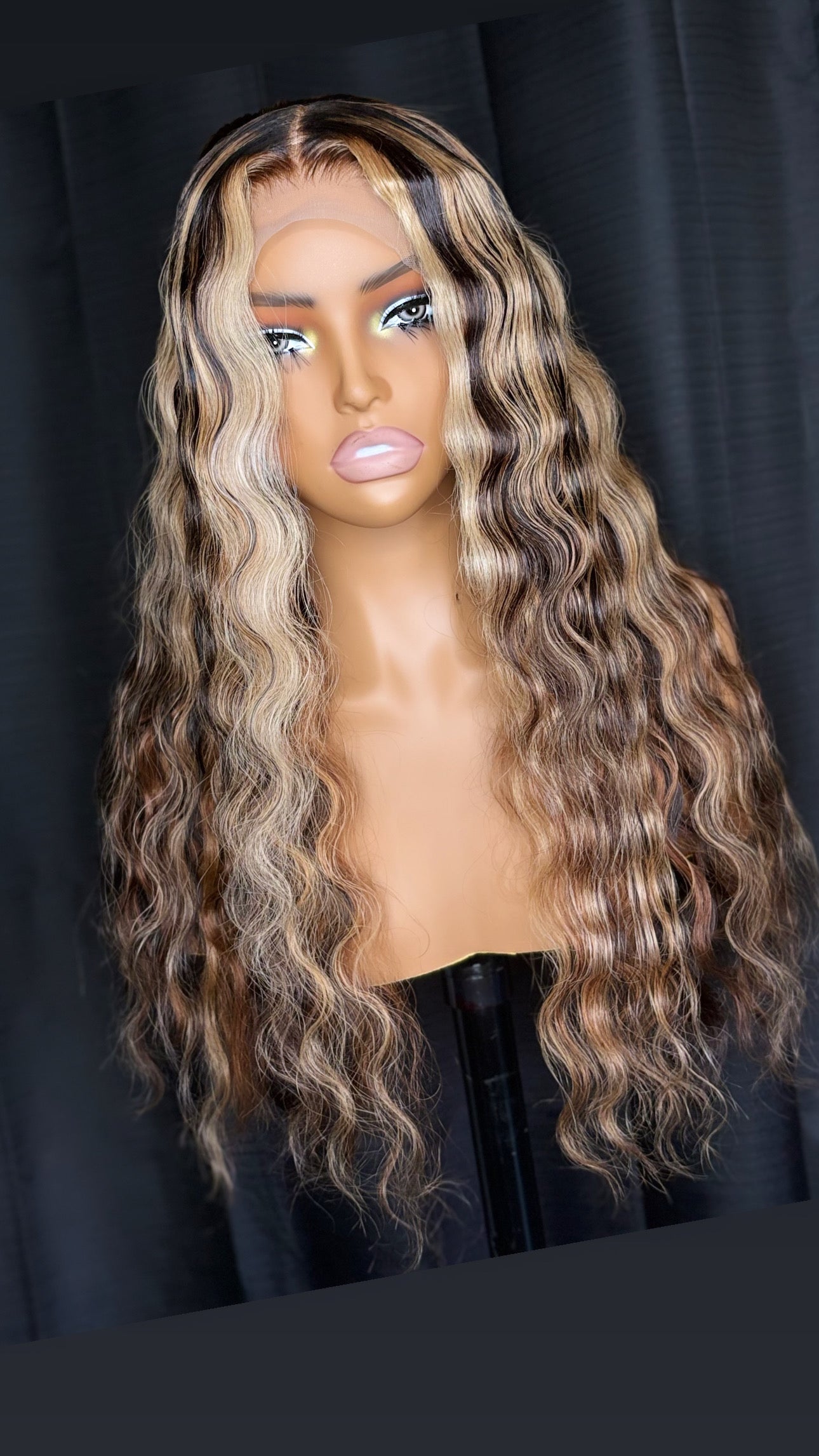 26” Highlight Crimped Ready-To-Wear Wig