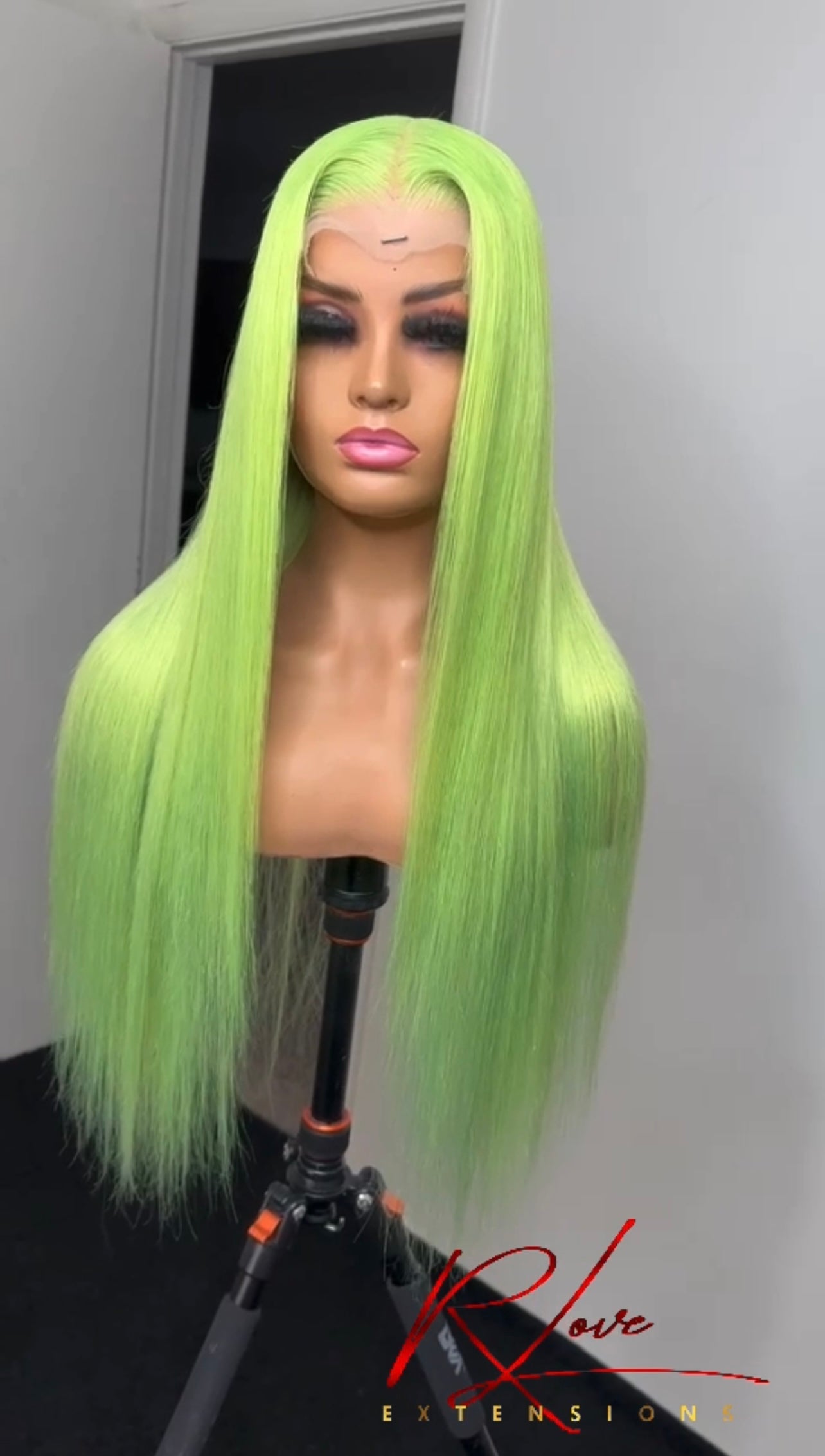 22” Slime Green 5x5 Closure Wig