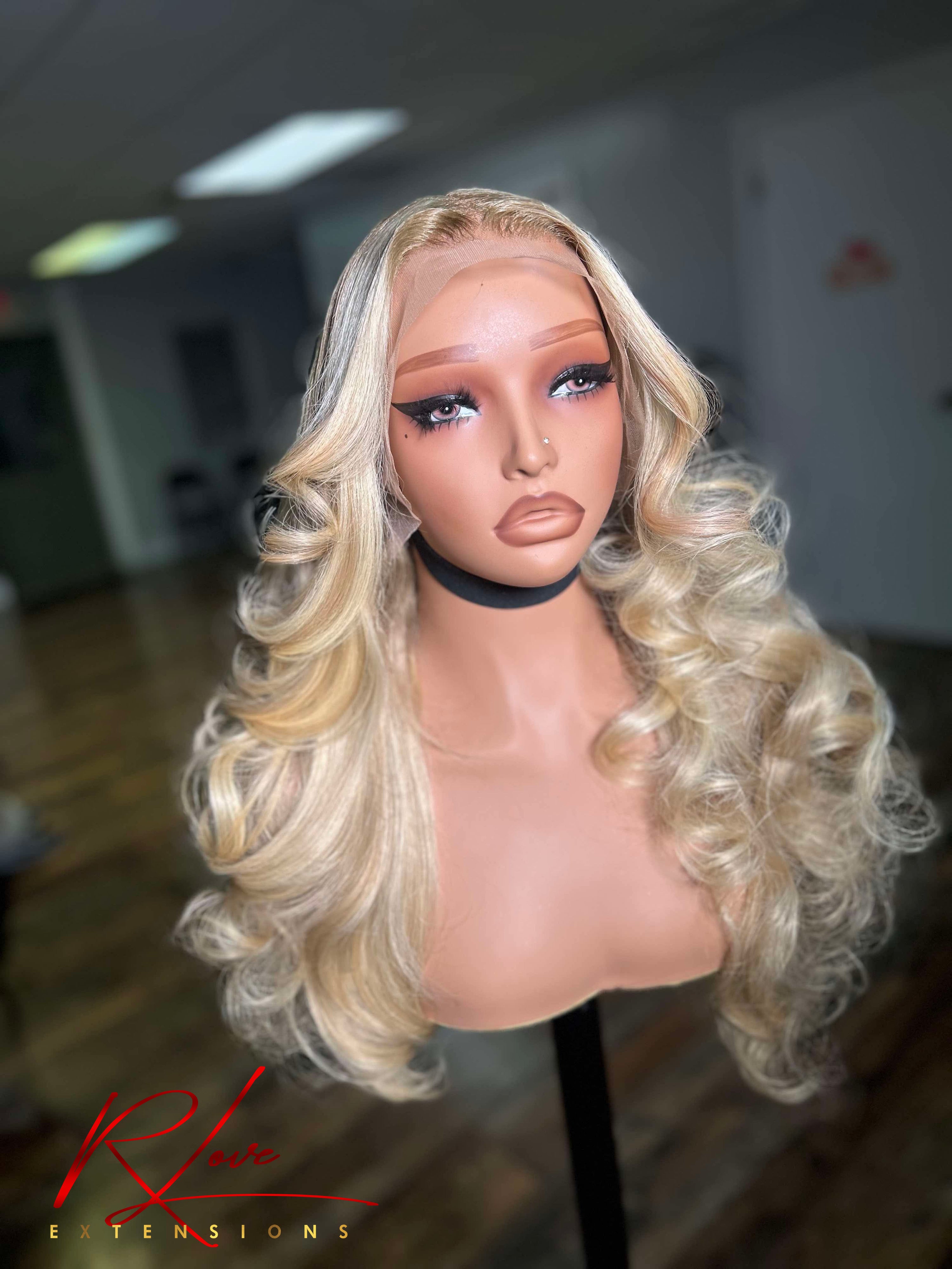 28” Blonde Mixed Middle Part Ready-To-Wear Wig