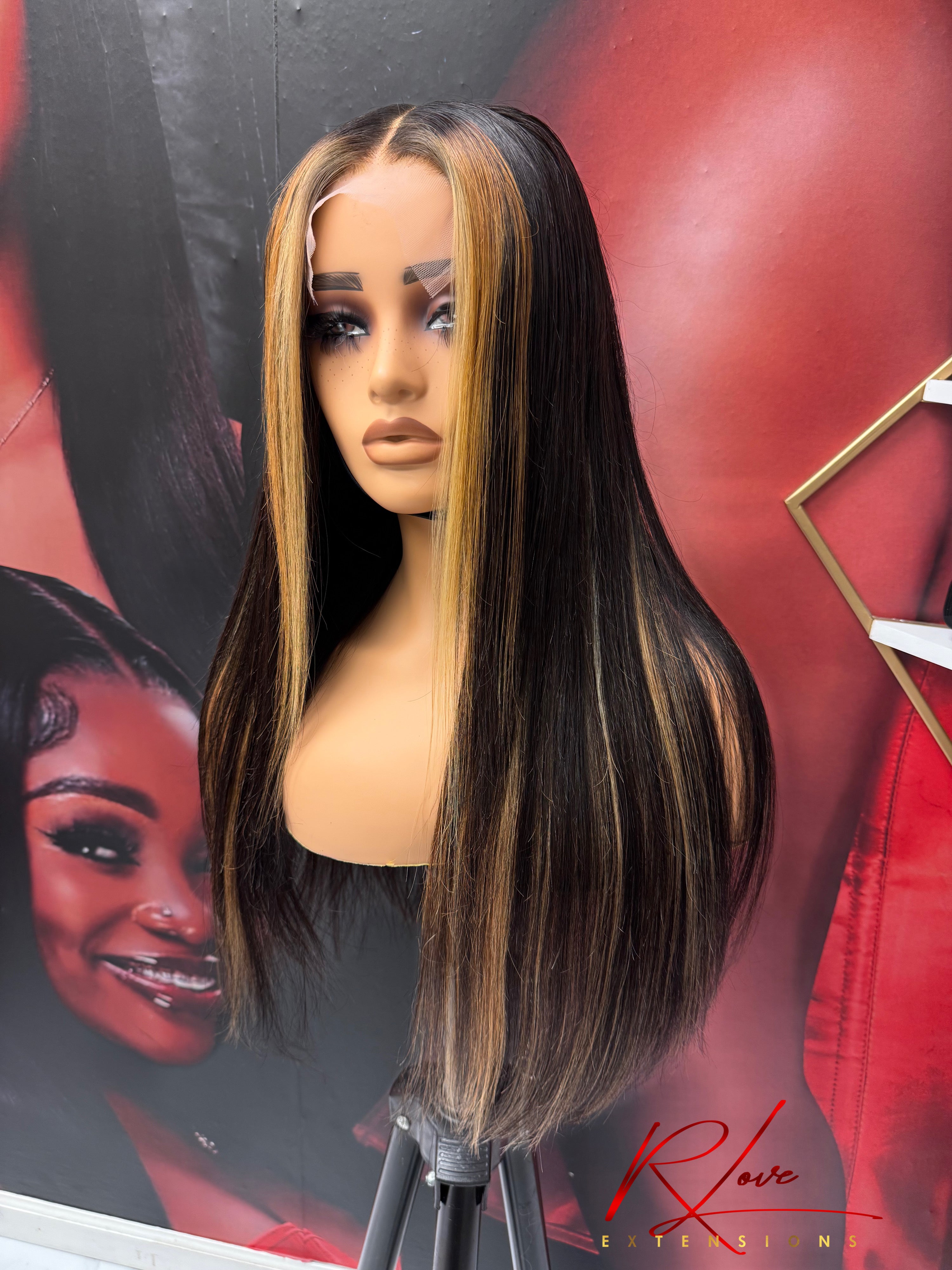 24” Highlight Ready-to-Wear Wig