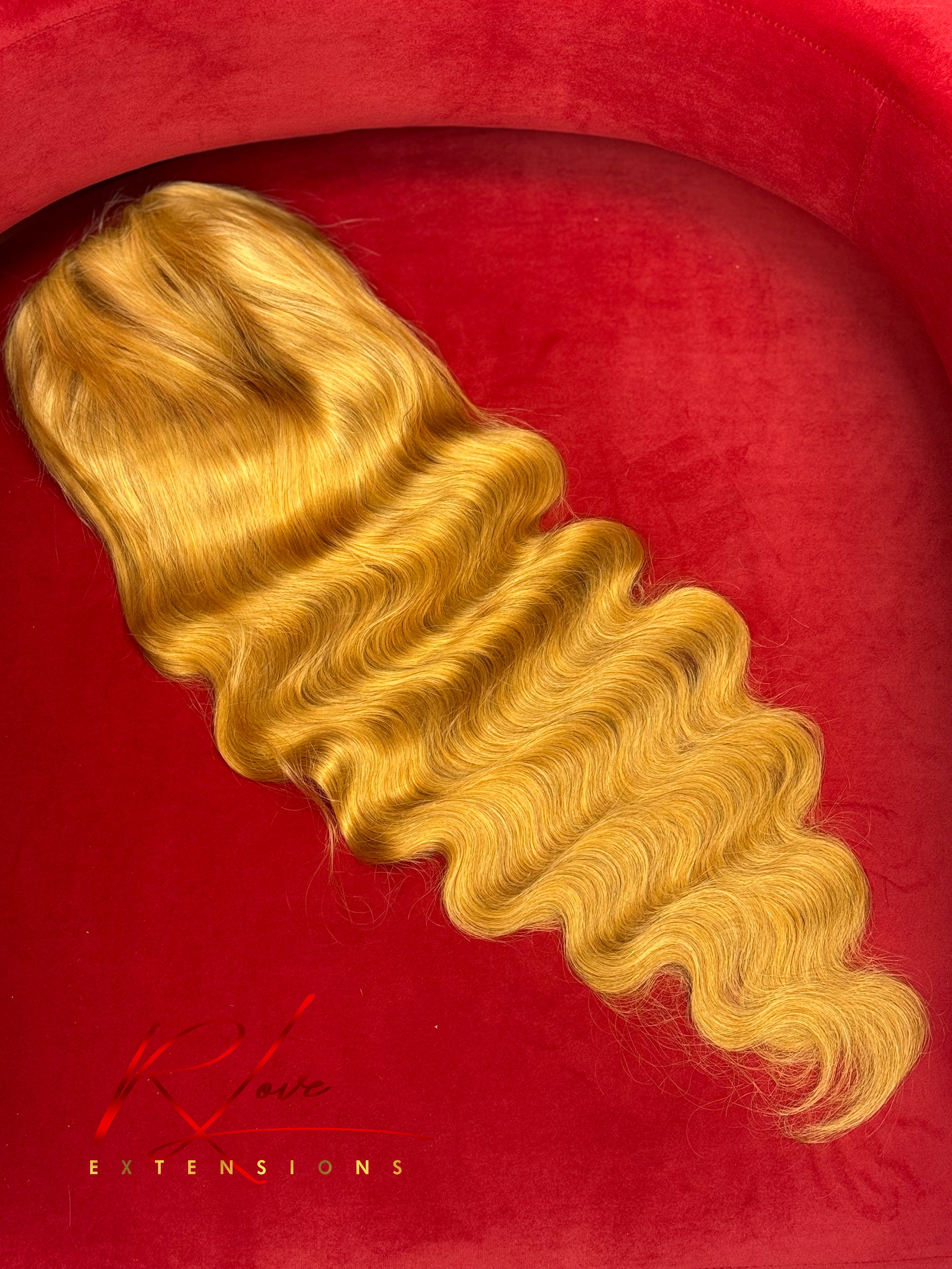 28” Honey Blonde Body Wave Frontal Wig