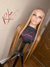 Load image into Gallery viewer, 4/27 Highlight Lace Front Wig
